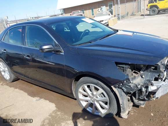 2015 Chevrolet Malibu LTZ with VIN 1G11F5SLXFF173112, listed as a IAAI auction lot 41676519 with 167,885 mi miles. Bid and sale history available at carsss.com. Image 14.