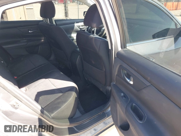 2017 Nissan Altima SR z VIN 1N4AL3AP9HC253312, wystawiony jako IAAI lot #42019699 z przebiegiem 139 440 mil mil oraz . Historia ofert i sprzedaży dostępna na DreamBid. Obrazek 8.