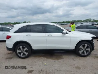 2019 Mercedes-Benz GLC 300 with VIN WDC0G4JB4KF590524, listed as a IAAI auction lot 42126657 with 53,841 mi miles and . Bid and sale history available at DreamBid. Image 13.