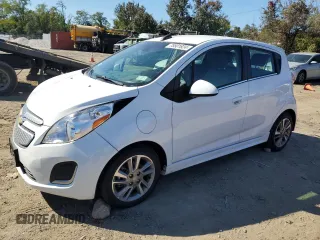 2015 Chevrolet Spark EV LT with VIN KL8CL6S05FC805268, listed as a Copart auction lot 75501924 with 66,668 mi miles and Salvage Title. Bid and sale history available at carsss.com. Image 1.
