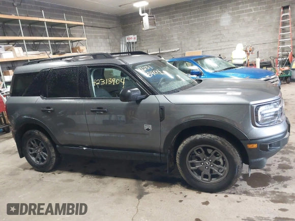 2024 Ford Bronco Sport Big Bend z VIN 3FMCR9B66RRF13643, wystawiony jako IAAI lot #42313904 z przebiegiem 5 104 mil mil oraz . Historia ofert i sprzedaży dostępna na DreamBid. Obrazek 13.