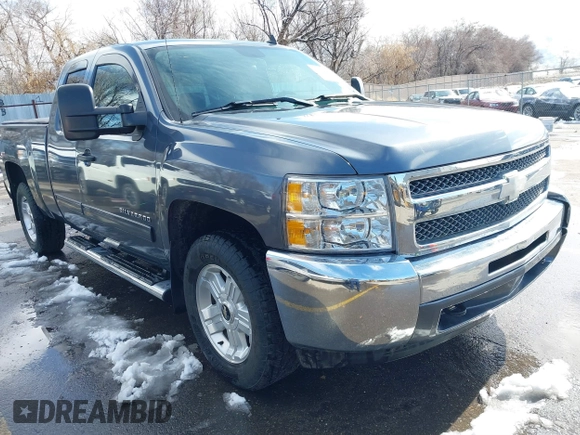 2013 Chevrolet Silverado 1500 LT with VIN 1GCRKSE75DZ364886, listed as a IAAI auction lot 41702368 with 69,351 mi miles and . Bid and sale history available at DreamBid. Image 1.