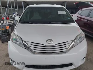 2016 Toyota Sienna LE AAS with VIN 5TDKK3DC3GS706606, listed as a IAAI auction lot 41640543 with 201,316 mi miles. Bid and sale history available at carsss.com. Image 12.