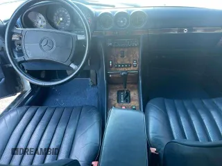 1986 Mercedes-Benz 560 SL with VIN WDBBA48D7GA050661, listed as a Copart auction lot 44859025 with 92,900 mi miles and Clean Title. Bid and sale history available at DreamBid. Image 9.