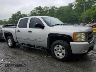 2011 Chevrolet Silverado 1500 LT with VIN 3GCPKSE38BG394952, listed as a Copart auction lot 56408385 with 221,683 mi miles and Clean Title. Bid and sale history available at DreamBid. Image 4.