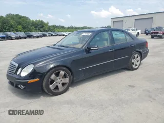 2007 Mercedes-Benz E 550 with VIN WDBUF72X97B033854, listed as a Copart auction lot 62158535 with 216,592 mi miles and Salvage title. Bid and sale history available at DreamBid. Image 1.