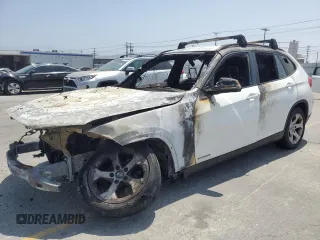 2014 BMW X1 sDrive28i z VIN WBAVM1C54EVW55700, wystawiony jako Copart lot #58846155 z przebiegiem Nie podano mil oraz Nie do naprawy • Non repairable. Historia ofert i sprzedaży dostępna na DreamBid. Obrazek 1.