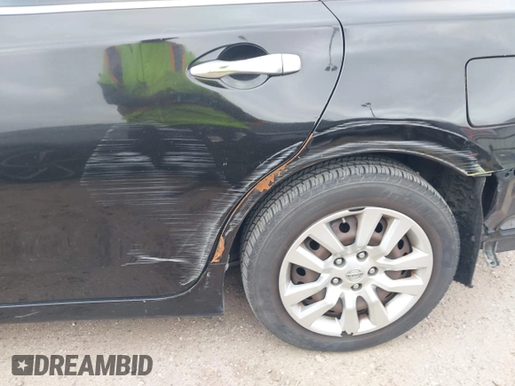 2016 Nissan Altima SR with VIN 1N4AL3AP9GC250439, listed as a IAAI auction lot 41963520 with 238,105 mi miles and . Bid and sale history available at DreamBid. Image 12.