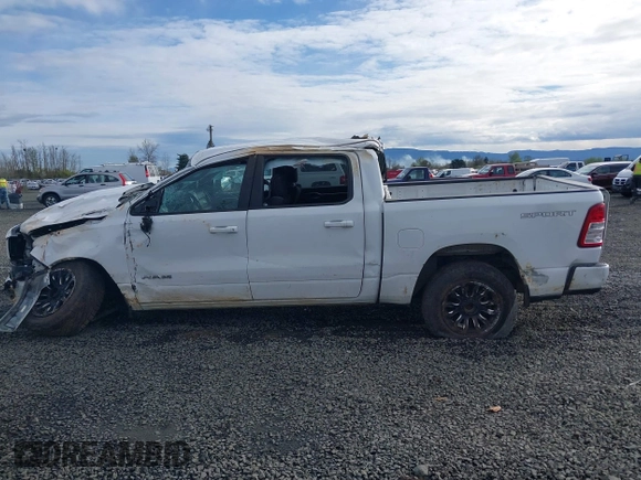 2020 Ram 1500 Big Horn z VIN 1C6SRFFT7LN128110, wystawiony jako IAAI lot #41885725 z przebiegiem 124 043 mil mil oraz . Historia ofert i sprzedaży dostępna na DreamBid. Obrazek 15.