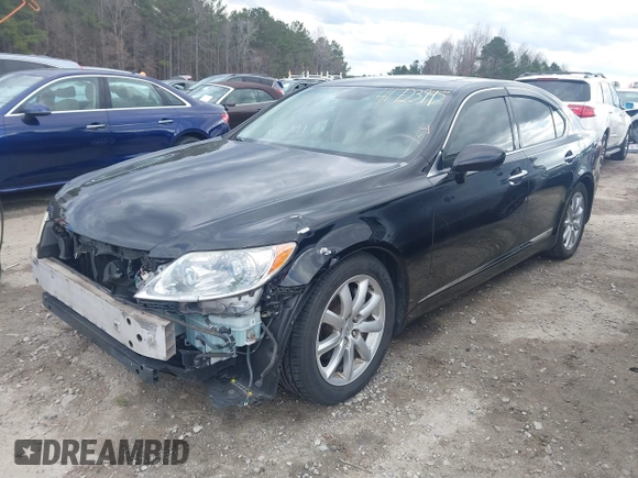 2009 Lexus LS 460 with VIN JTHBL46F395091038, listed as a IAAI auction lot 41723945 with 194,002 mi miles and . Bid and sale history available at DreamBid. Image 2.