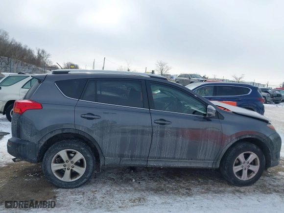 2014 Toyota RAV4 XLE with VIN 2T3WFREV7EW120091, listed as a IAAI auction lot 41605438 with 109,865 mi miles. Bid and sale history available at carsss.com. Image 13.