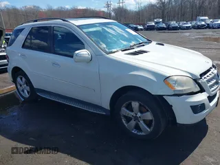 2009 Mercedes-Benz M 3.5L with VIN 4JGBB86E09A453106, listed as a IAAI auction lot 41880288 with 217,965 mi miles and . Bid and sale history available at carsss.com. Image 1.