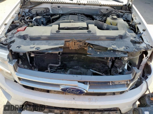 2015 Ford Expedition Limited z VIN 1FMJU2AT0FEF33762, wystawiony jako Copart lot #61038895 z przebiegiem 18 609 mil mil oraz Szkoda całkowita • Salvage title. Historia ofert i sprzedaży dostępna na DreamBid. Obrazek 12.