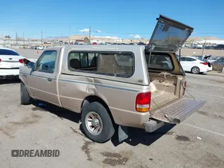 1993 Ford Ranger Splash z VIN 1FTCR10A9PPA96049, wystawiony jako IAAI lot #41792924 z przebiegiem 6 840 mil mil oraz . Historia ofert i sprzedaży dostępna na DreamBid. Obrazek 3.