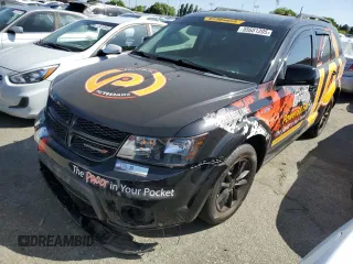 2019 Dodge Journey SE z VIN 3C4PDCBB8KT820920, wystawiony jako Copart lot #55601205 z przebiegiem 87 589 mil mil oraz Szkoda całkowita • Salvage title. Historia ofert i sprzedaży dostępna na DreamBid. Obrazek 1.