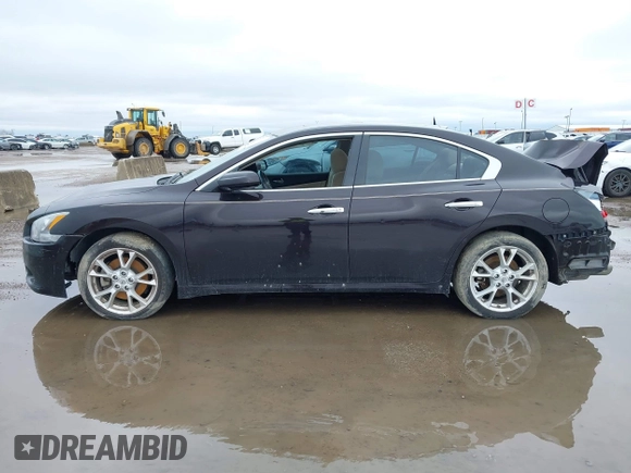 2013 Nissan Maxima SV with VIN 1N4AA5AP1DC843418, listed as a IAAI auction lot 41513744 with 105,881 mi miles and . Bid and sale history available at DreamBid. Image 14.