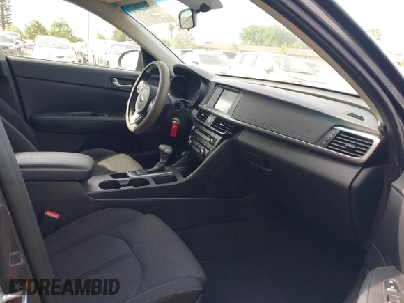 2018 Kia Optima LX z VIN KNAGT4L36J5216858, wystawiony jako IAAI lot #42149047 z przebiegiem 121 845 mil mil oraz . Historia ofert i sprzedaży dostępna na DreamBid. Obrazek 5.