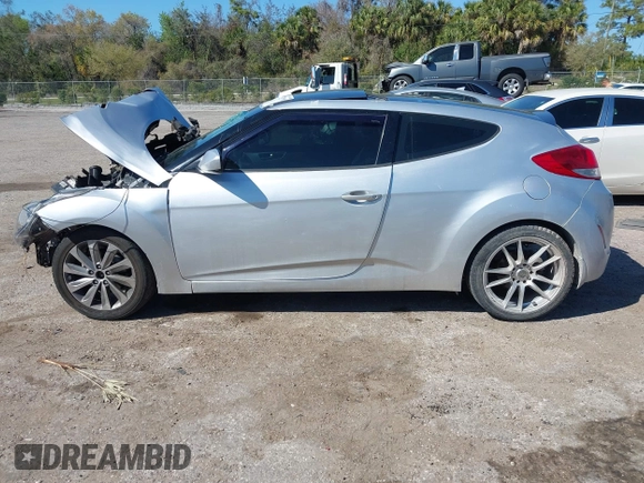 2012 Hyundai Veloster w/Black Int with VIN KMHTC6ADXCU036070, listed as a IAAI auction lot 41779990 with Not provided miles and . Bid and sale history available at DreamBid. Image 14.