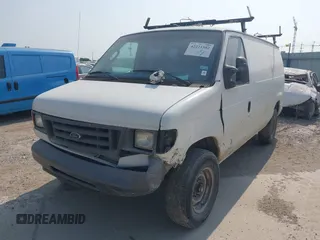 2007 Ford Econoline Cargo Commercial z VIN 1FTNE14W17DA65969, wystawiony jako IAAI lot #42221582 z przebiegiem 223 944 mil mil oraz . Historia ofert i sprzedaży dostępna na DreamBid. Obrazek 2.