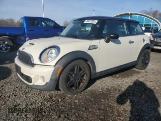 2012 MINI Hardtop S with VIN WMWSV3C59CT386954, listed as a Copart auction lot 86477034 with 88,845 mi miles and Clean Title. Bid and sale history available at DreamBid. Image 1.