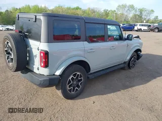 2023 Ford Bronco with VIN 1FMDE5BH3PLA90591, listed as a IAAI auction lot 42127867 with 34,616 mi miles and . Bid and sale history available at DreamBid. Image 4.