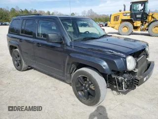 2015 Jeep Patriot Altitude with VIN 1C4NJRBBXFD259036, listed as a Copart auction lot 47502655 with 278,199 mi miles and Salvage title. Bid and sale history available at DreamBid. Image 4.