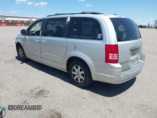 2008 Chrysler Town & Country Touring with VIN 2A8HR54P98R791104, listed as a IAAI auction lot 42485737 with 172,260 mi miles and . Bid and sale history available at DreamBid. Image 3.