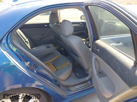 2006 Acura TSX with VIN JH4CL96846C027553, listed as a IAAI auction lot 42109876 with 195,777 mi miles. Bid and sale history available at carsss.com. Image 8.