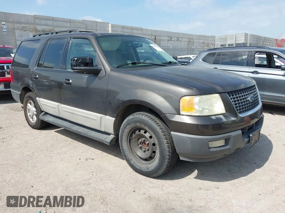 2005 Ford Expedition Special Service with VIN 1FMPU15545LA64184, listed as a IAAI auction lot 42535728 with 190,389 mi miles and . Bid and sale history available at DreamBid. Image 1.