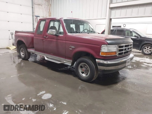 1993 Ford F-150 z VIN 1FTEX14NXPKA08103, wystawiony jako IAAI lot #41861872 z przebiegiem 153 947 mil mil oraz . Historia ofert i sprzedaży dostępna na DreamBid. Obrazek 1.