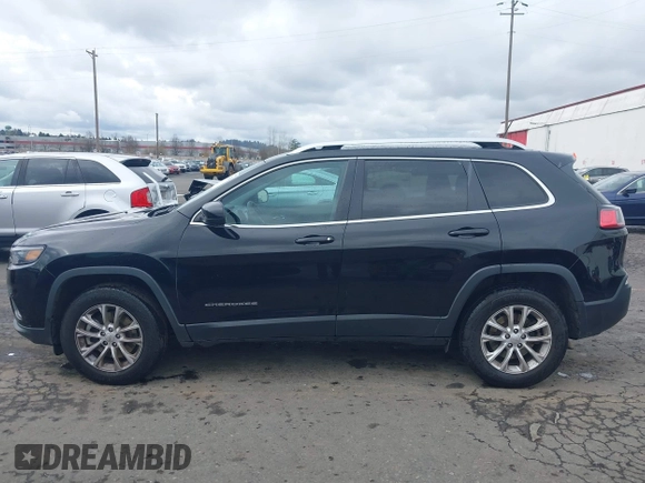 2019 Jeep Cherokee Latitude with VIN 1C4PJMCB3KD351478, listed as a IAAI auction lot 41804228 with 154,559 mi miles. Bid and sale history available at carsss.com. Image 14.