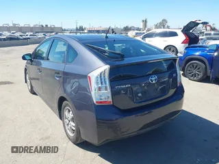 2010 Toyota Prius II with VIN JTDKN3DU0A1301288, listed as a IAAI auction lot 41862462 with 69,412 mi miles and . Bid and sale history available at DreamBid. Image 3.