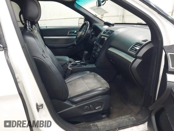 2017 Ford Explorer XLT z VIN 1FM5K8D8XHGB69410, wystawiony jako IAAI lot #42086792 z przebiegiem 171 566 mil mil oraz . Historia ofert i sprzedaży dostępna na DreamBid. Obrazek 5.