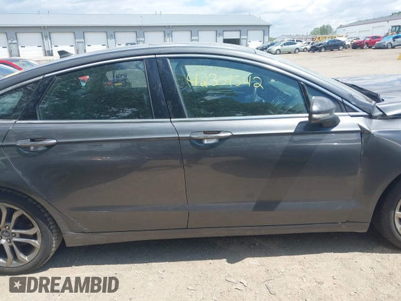 2020 Ford Fusion Titanium with VIN 3FA6P0RUXLR182120, listed as a IAAI auction lot 42351542 with 141,746 mi miles and . Bid and sale history available at DreamBid. Image 13.