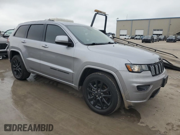 2019 Jeep Grand Cherokee Altitude with VIN 1C4RJEAG8KC698551, listed as a Copart auction lot 52080915 with 69,925 mi miles and Clean title. Bid and sale history available at DreamBid. Image 4.