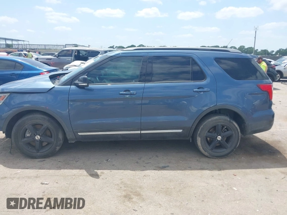 2018 Ford Explorer XLT with VIN 1FM5K7D85JGB77656, listed as a IAAI auction lot 42366539 with 86,579 mi miles and . Bid and sale history available at DreamBid. Image 15.