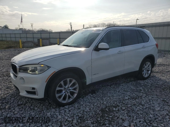 2016 BMW X5 sDrive35i with VIN 5UXKR2C56G0H42674, listed as a Copart auction lot 45086945 with 246,410 mi miles and Salvage Title. Bid and sale history available at carsss.com. Image 1.