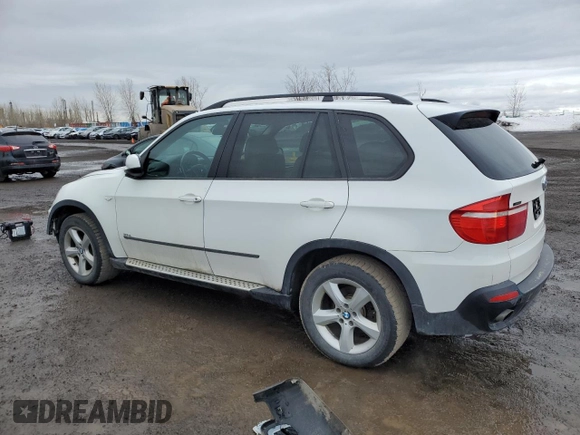 2008 BMW X5 3.0si with VIN 5UXFE43598L003787, listed as a Copart auction lot 49266355 with 164,105 mi miles and Salvage Title. Bid and sale history available at carsss.com. Image 2.