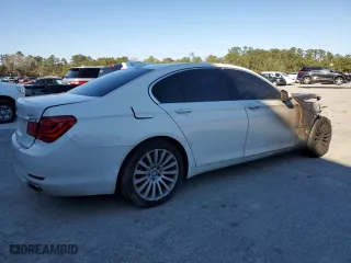 2012 BMW 7 Series 750i xDrive with VIN WBAKC6C54CDX99334, listed as a Copart auction lot 45408845 with 0 mi miles and Salvage Title. Bid and sale history available at carsss.com. Image 3.
