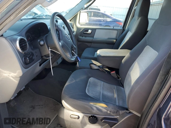2004 Ford Expedition XLT with VIN 1FMPU16W24LB62877, listed as a Copart auction lot 88953725 with 154,748 mi miles and Salvage Title. Bid and sale history available at carsss.com. Image 7.