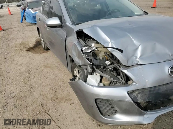 2012 Mazda 3 i Touring with VIN JM1BL1V74C1700744, listed as a Copart auction lot 47706935 with 164,797 mi miles and Salvage Title. Bid and sale history available at DreamBid. Image 11.
