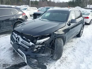 2019 Mercedes-Benz GLC with VIN WDC0G4KB8KV195217, listed as a IAAI auction lot 41532190 with NaN miles. Bid and sale history available at carsss.com. Image 17.