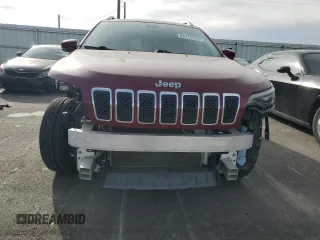 2019 Jeep Cherokee Latitude Plus with VIN 1C4PJMLB4KD477946, listed as a Copart auction lot 84726554 with 79,643 mi miles and Salvage Title. Bid and sale history available at carsss.com. Image 5.