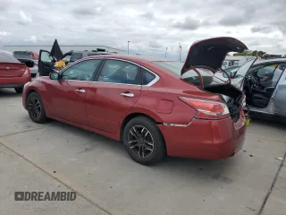 2014 Nissan Altima 2.5 S with VIN 1N4AL3AP1EC118756, listed as a Copart auction lot 53702065 with 199,305 mi miles and Salvage Title. Bid and sale history available at carsss.com. Image 2.