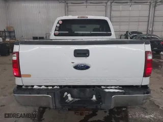 2009 Ford Super Duty F-250 SRW XL with VIN 1FTSX21579EA23060, listed as a IAAI auction lot 41308974 with 186,631 mi miles. Bid and sale history available at carsss.com. Image 16.
