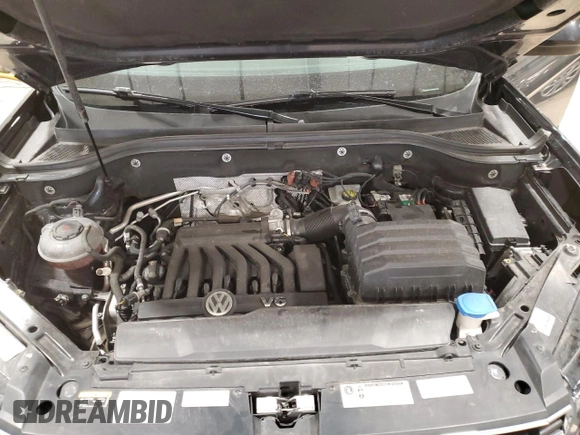 2019 Volkswagen Atlas SEL with VIN 1V2MR2CA1KC624123, listed as a Copart auction lot 50326895 with 89,234 mi miles and Salvage title. Bid and sale history available at DreamBid. Image 12.