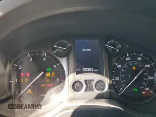 2015 Lexus GX 460 z VIN JTJBM7FX7F5092713, wystawiony jako Copart lot #55328785 z przebiegiem 85 366 mil mil oraz Szkody całkowita. Historia ofert i sprzedaży dostępna na DreamBid. Obrazek 9.