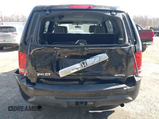 2014 Honda Pilot LX with VIN 5FNYF4H22EB015512, listed as a IAAI auction lot 41753515 with 152,287 mi miles and . Bid and sale history available at DreamBid. Image 6.