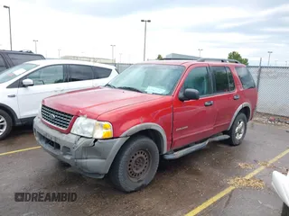 2002 Ford Explorer XLS z VIN 1FMZU72K92ZC87108, wystawiony jako IAAI lot #42467317 z przebiegiem 267 301 mil mil oraz . Historia ofert i sprzedaży dostępna na DreamBid. Obrazek 2.