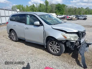 2013 Nissan Pathfinder SV with VIN 5N1AR2MN4DC648114, listed as a IAAI auction lot 41937511 with 130,578 mi miles and . Bid and sale history available at DreamBid. Image 1.